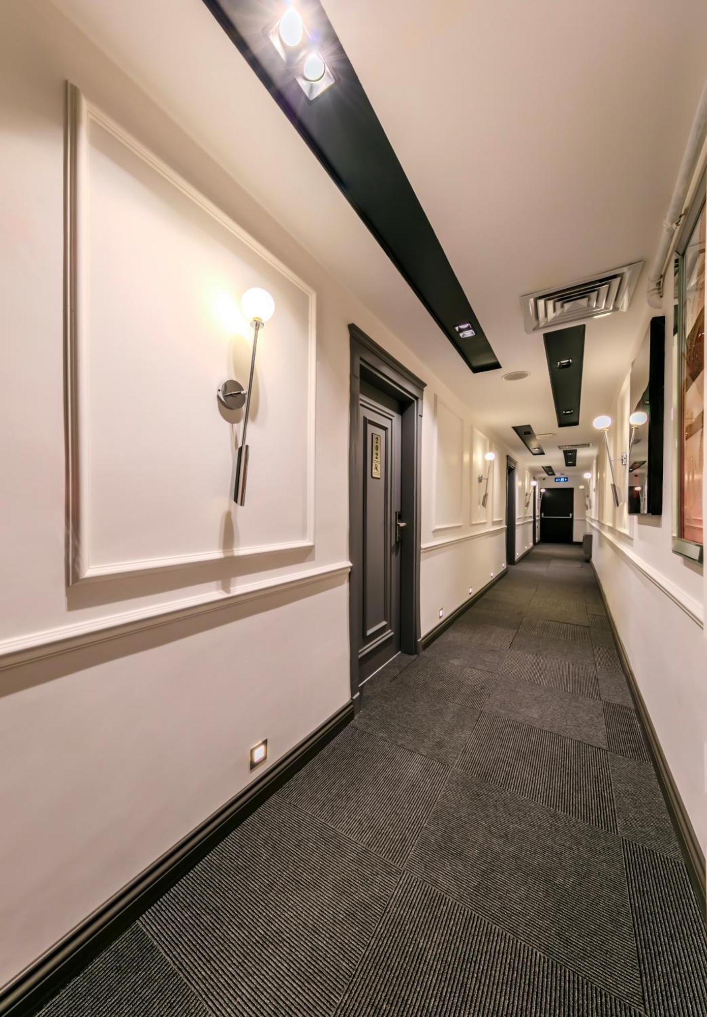 Atar Airport Hotel - Spa & Wellness Arnavutkoy ภายนอก รูปภาพ