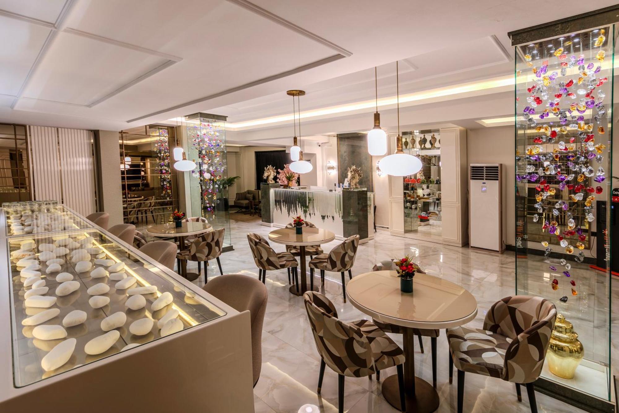 Atar Airport Hotel - Spa & Wellness Arnavutkoy ภายนอก รูปภาพ